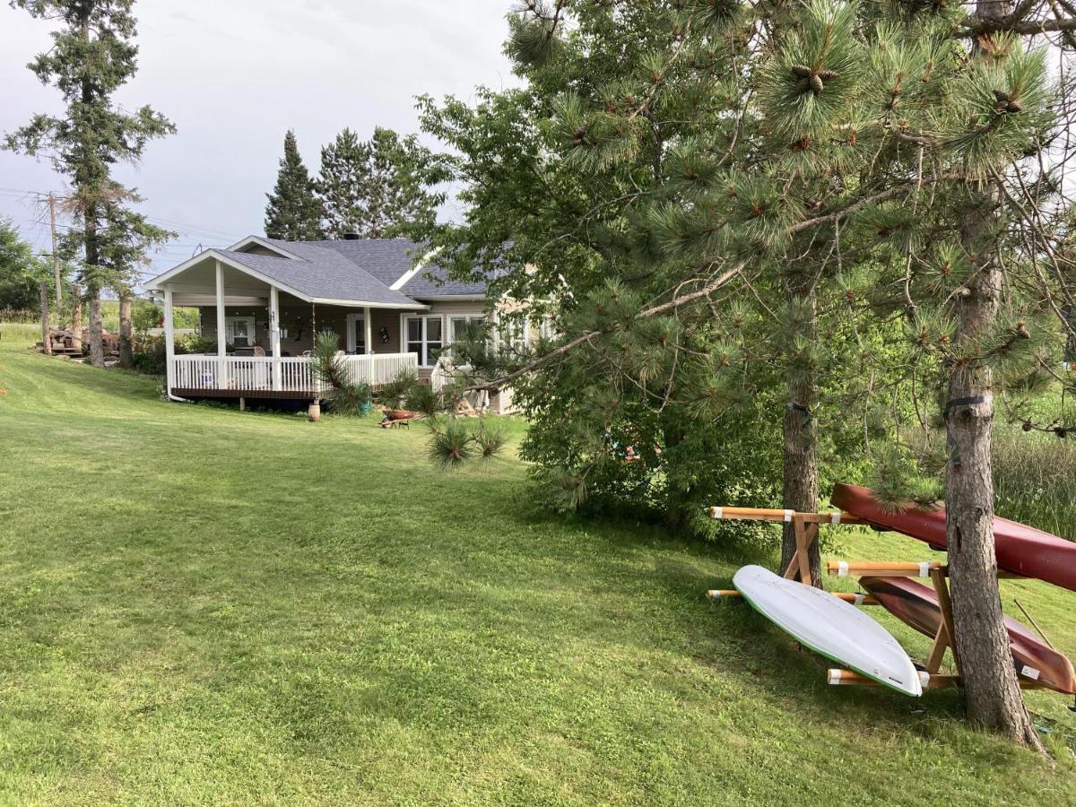 Le Duc On The - Cozy Waterfront Saint-Andre-Avellin