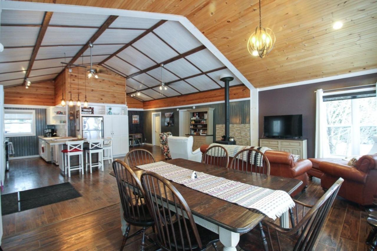 Le Duc On The - Cozy Waterfront