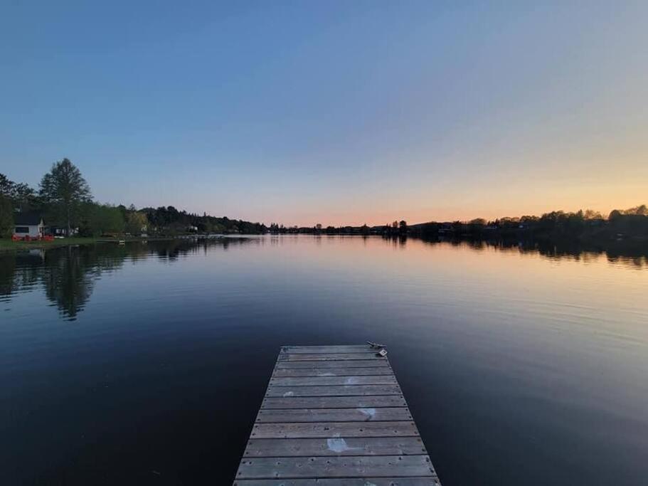 Le Duc On The - Cozy Waterfront Chalet Saint-Andre-Avellin